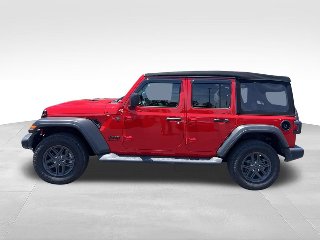 Used 2024 Jeep Wrangler Unlimited Sport AWD/4WD image 3
