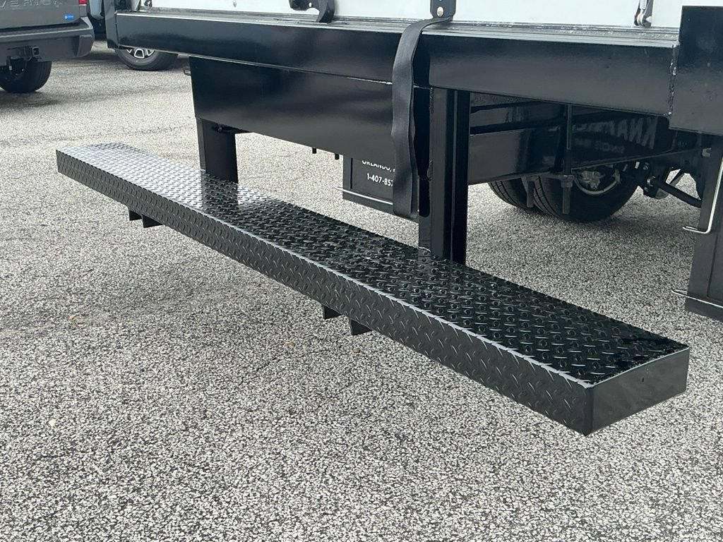 New 2025 Ford Transit 350 RWD image 17