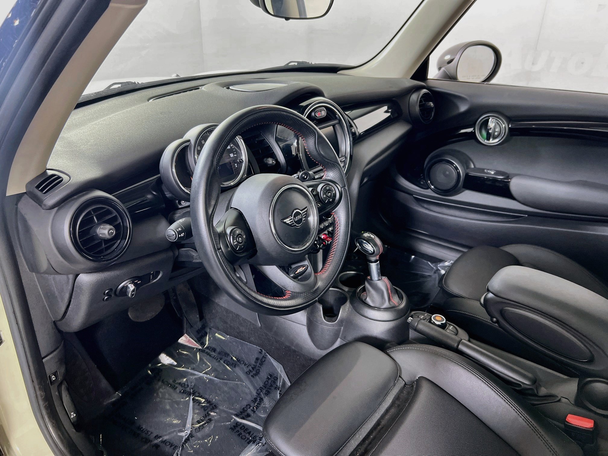 Used 2019 MINI Cooper S FWD image 9