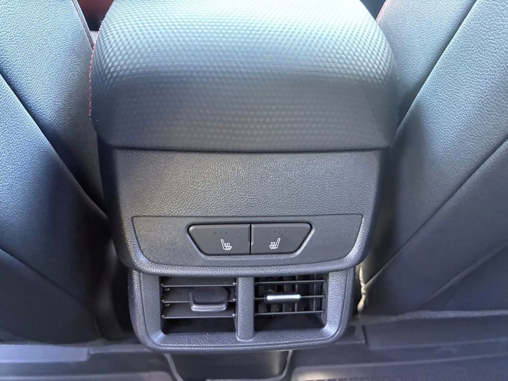 New 2026 Chevrolet Equinox RS w/ Convenience Package III FWD image 17