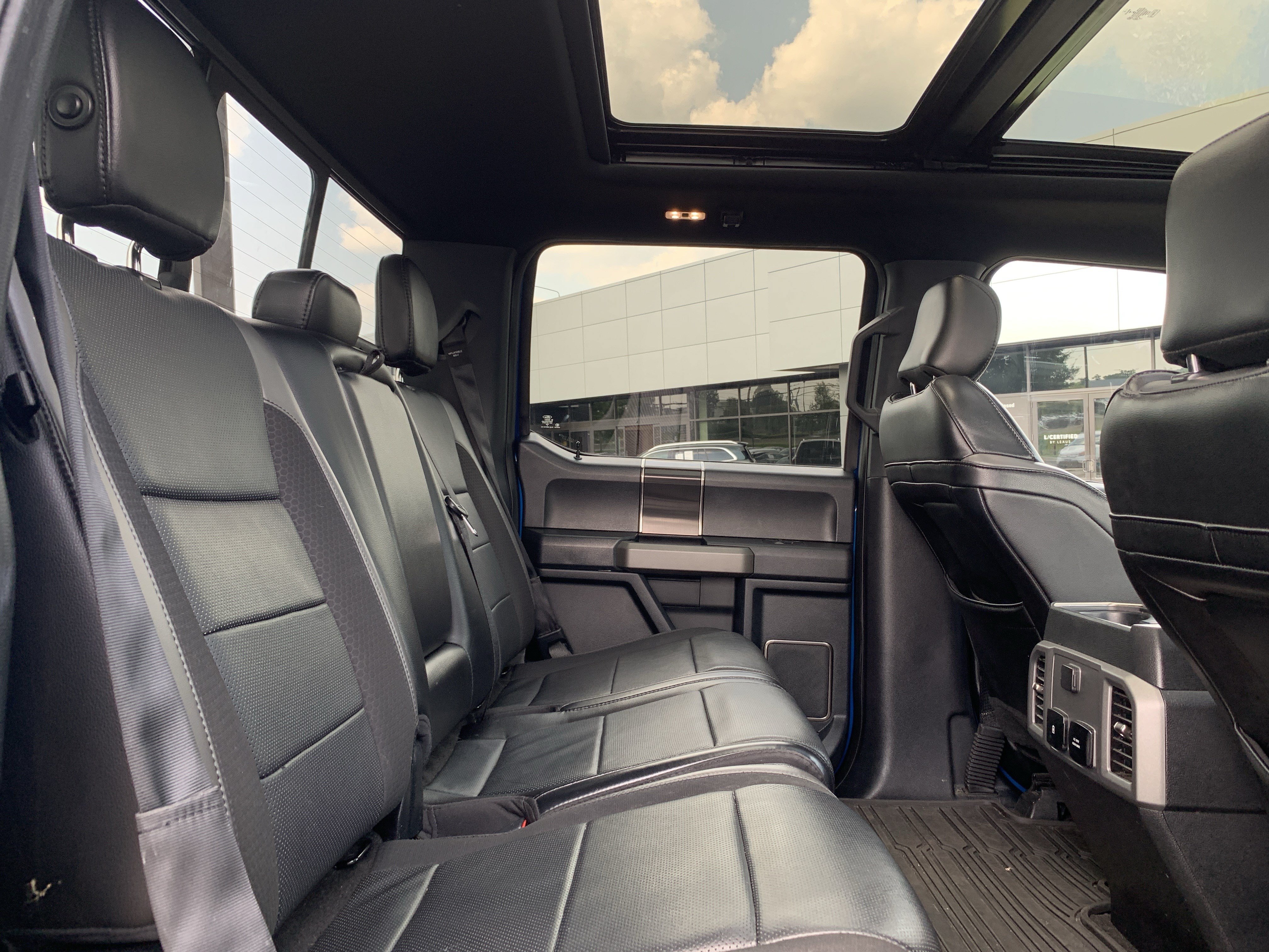 Used 2020 Ford F150 Raptor w/ Equipment Group 802A Luxury AWD/4WD image 33