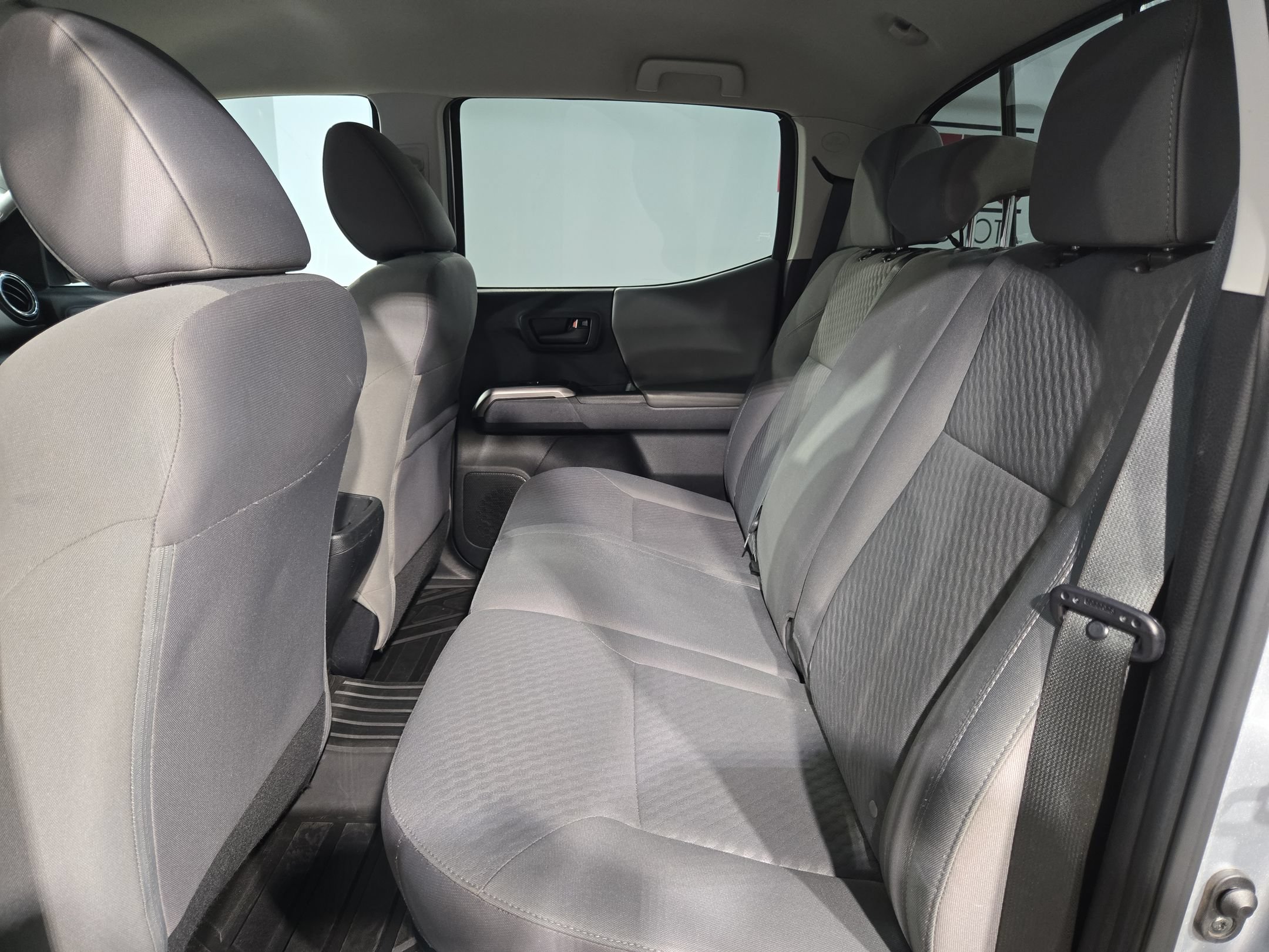 Used 2023 Toyota Tacoma SR5 RWD image 35