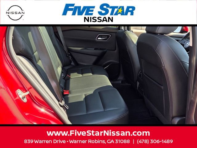 Used 2021 Nissan Rogue SL w/ Premium Package image 16