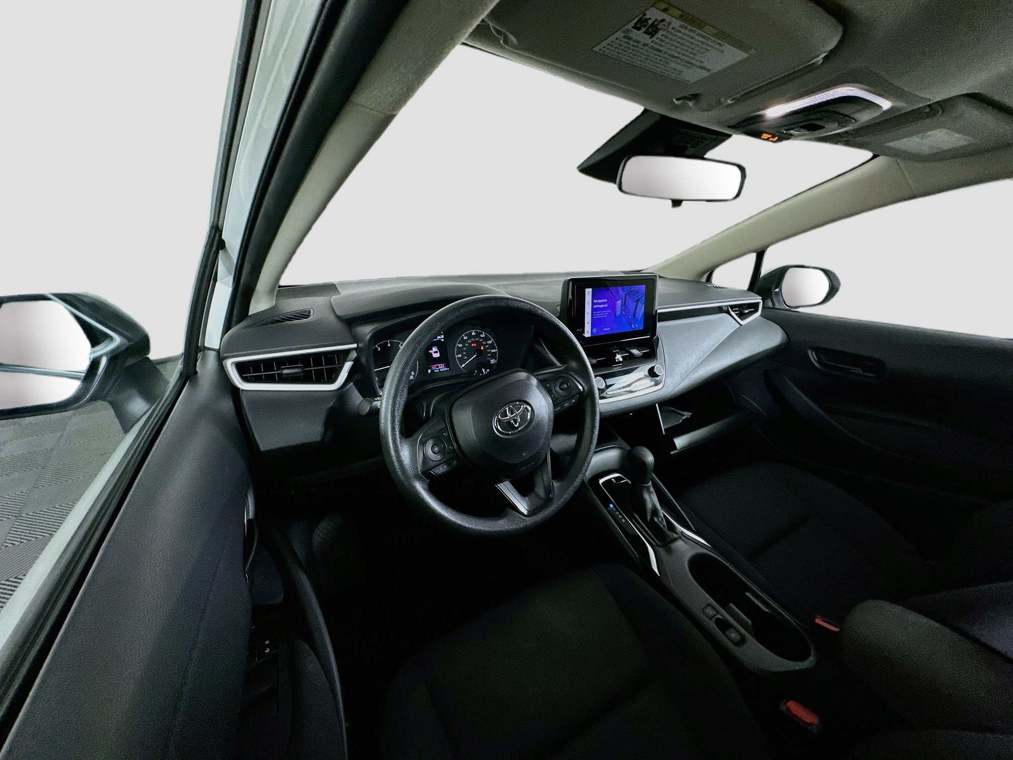 Used 2025 Toyota Corolla LE FWD image 18