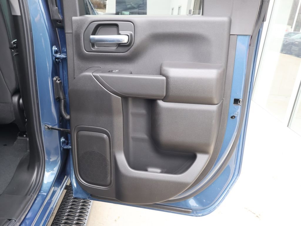 New 2026 Chevrolet Silverado 2500 Custom w/ Custom Convenience Package image 37