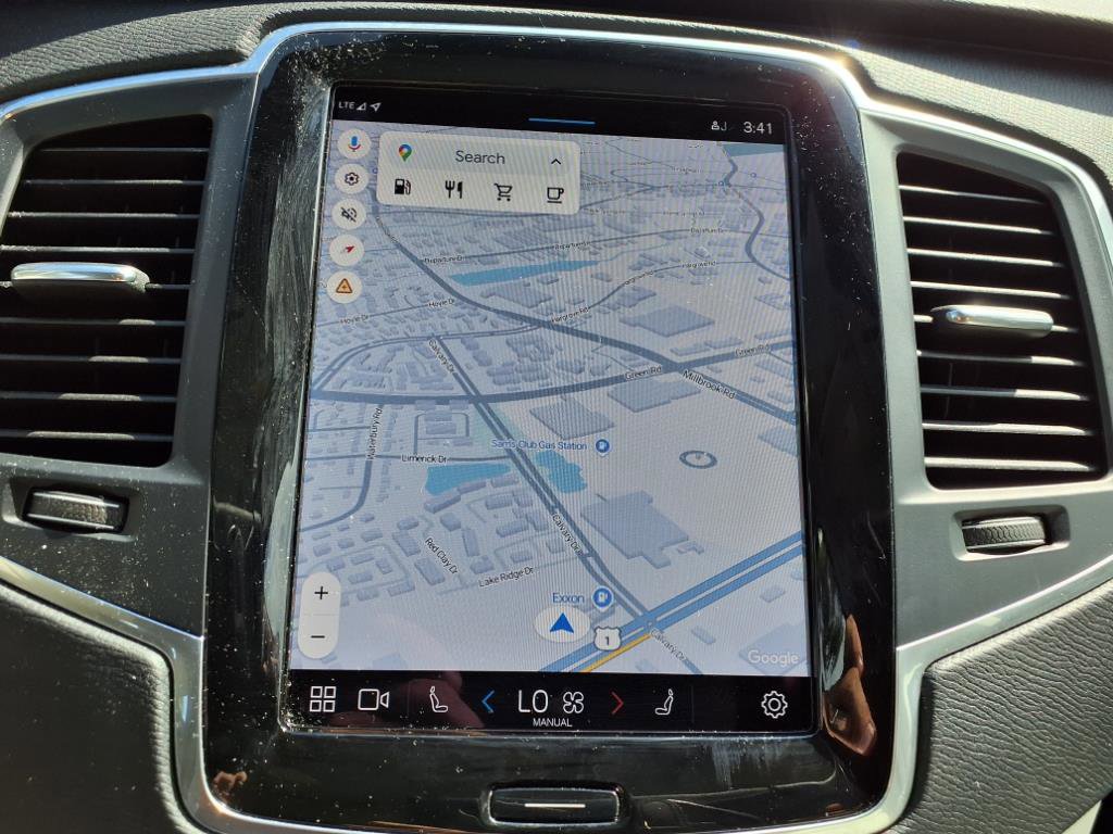 Used 2023 Volvo XC90 B6 Core w/ Protection Package Premier image 20