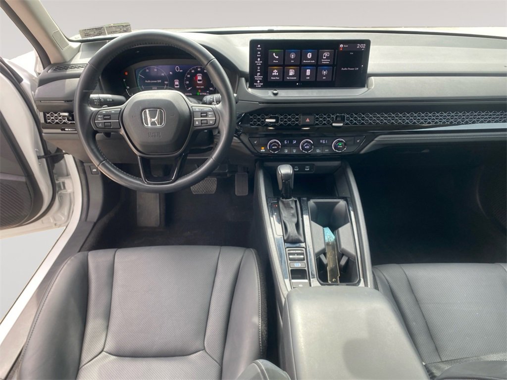 Used 2023 Honda Accord EX-L image 10