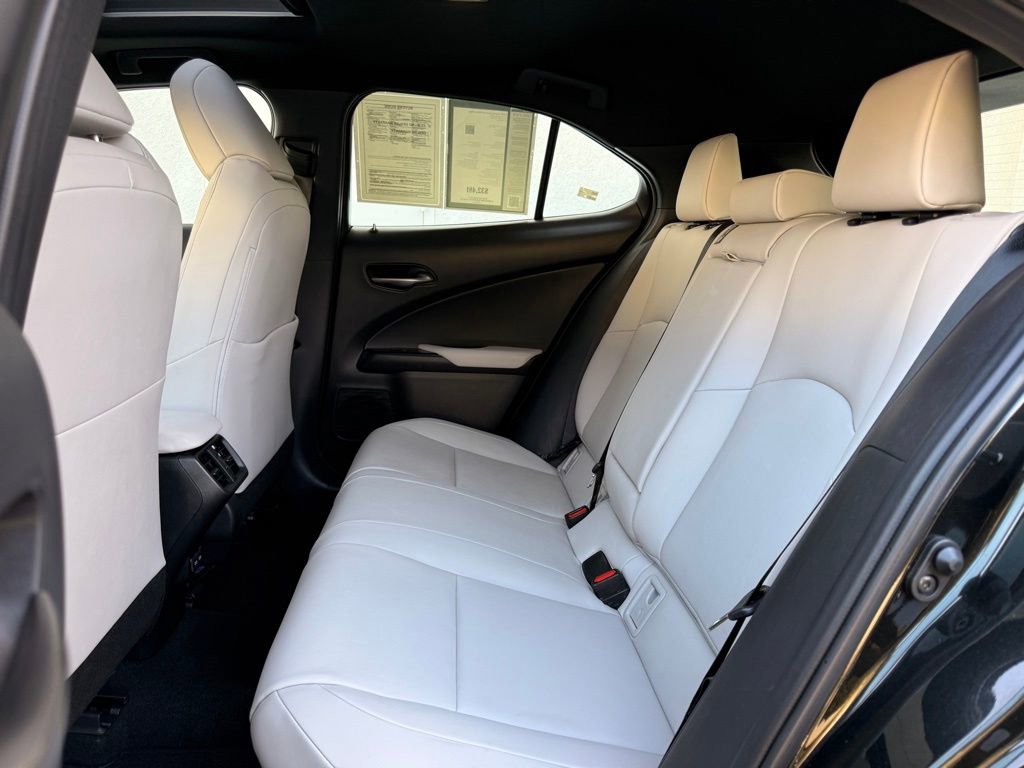 Certified 2024 Lexus UX 250h UX250h image 17