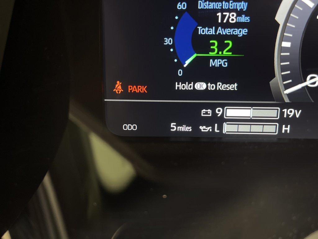 New 2026 Toyota Tundra Platinum w/ TRD Off-Road Package AWD/4WD image 19