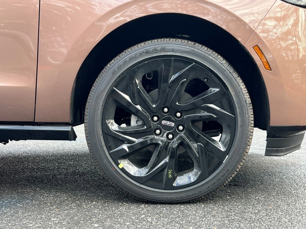 New 2026 Lincoln Navigator Black Label image 6