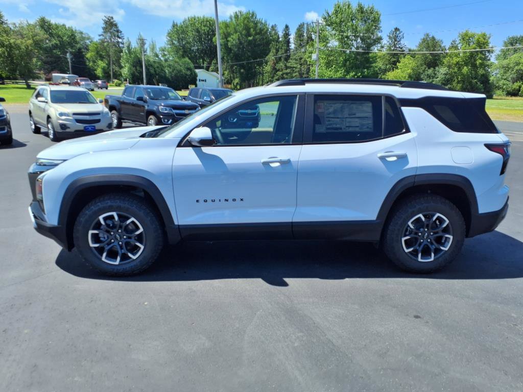 New 2026 Chevrolet Equinox ACTIV image 2