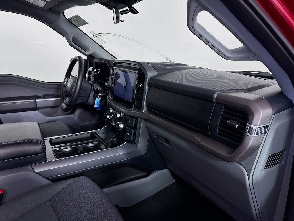 Used 2025 Ford F150 XLT w/ Equipment Group 301A Standard image 26