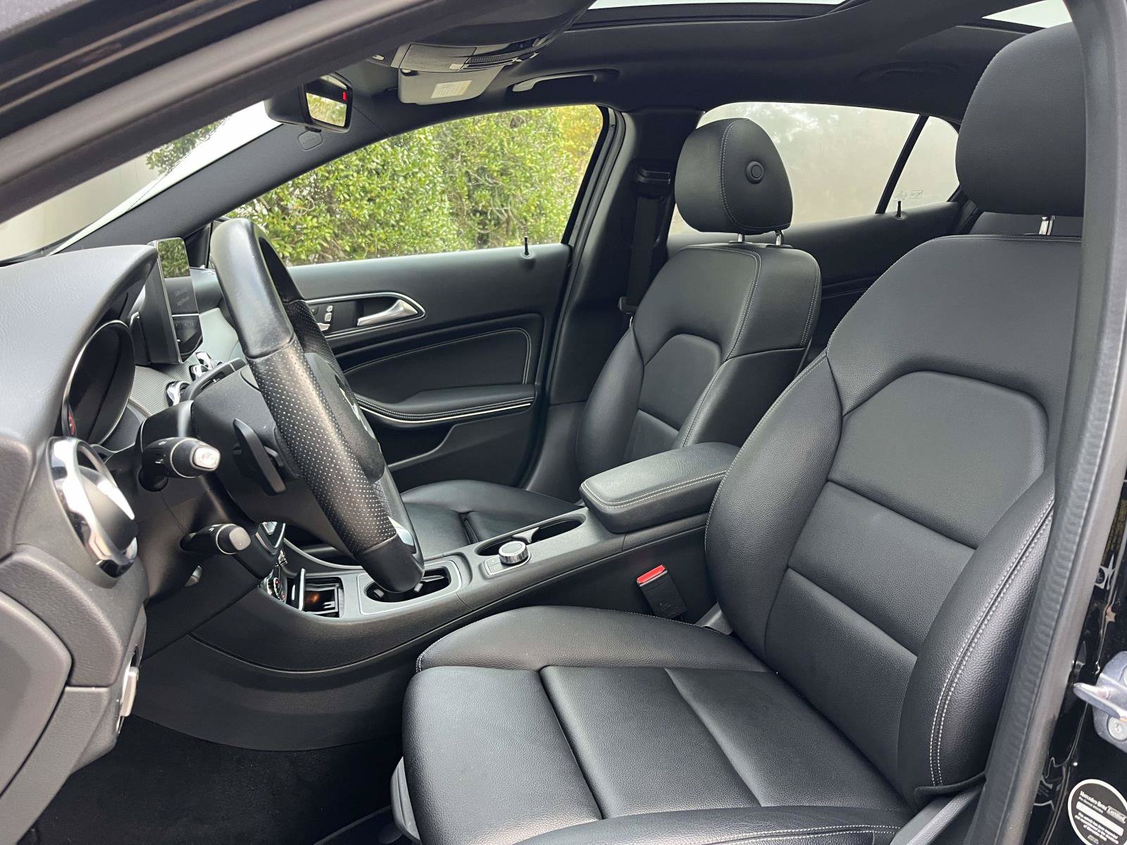 Used 2019 Mercedes-Benz GLA 250 4MATIC image 39