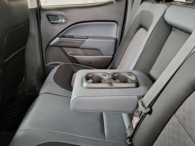 Used 2018 Chevrolet Colorado Z71 w/ Z71 Midnight Edition AWD/4WD image 28