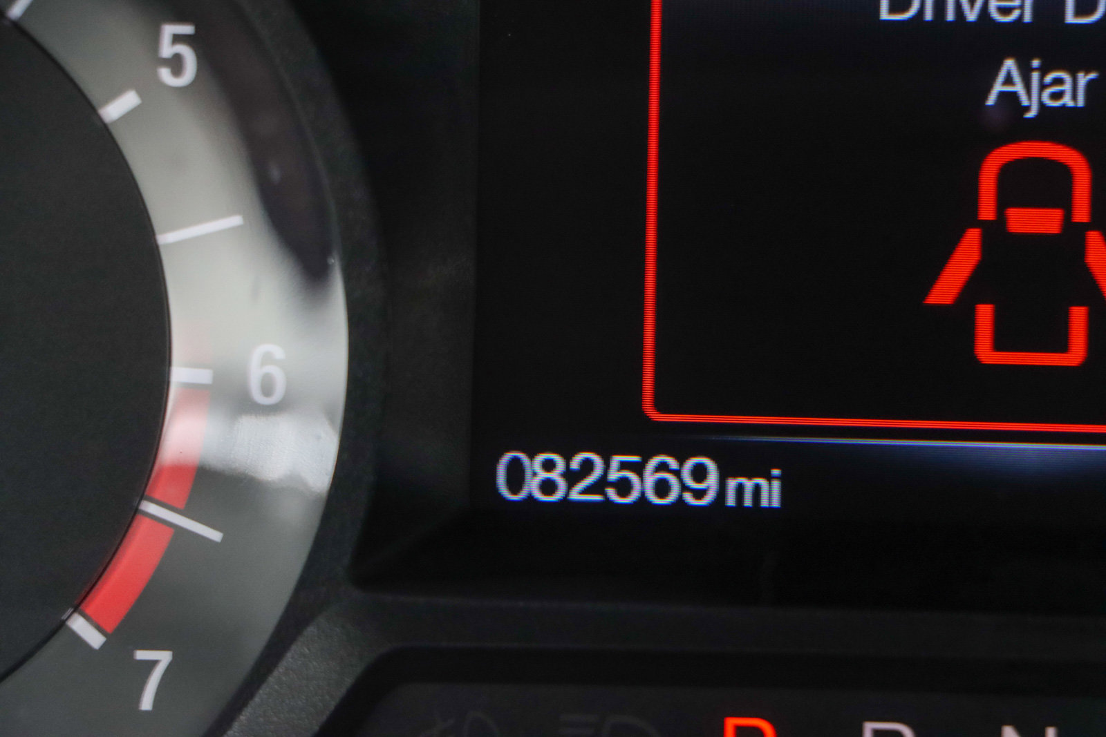 Used 2017 Ford Expedition XLT image 17