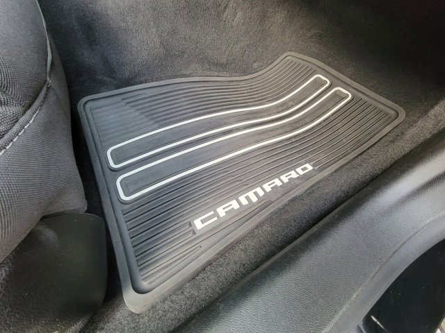 Used 2021 Chevrolet Camaro LT w/ RS Package image 17