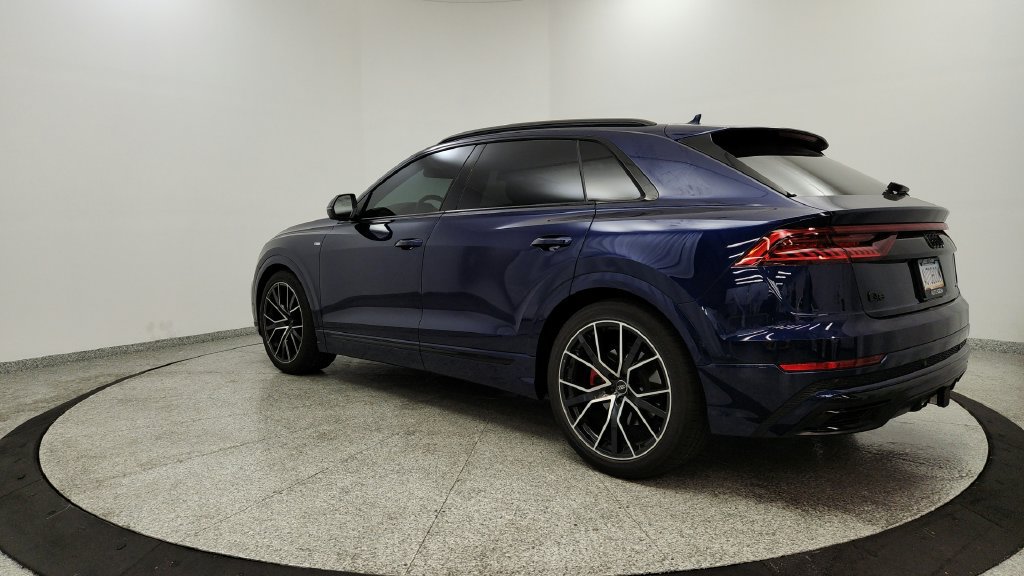 Used 2021 Audi Q8 Prestige w/ Prestige Package AWD/4WD image 3
