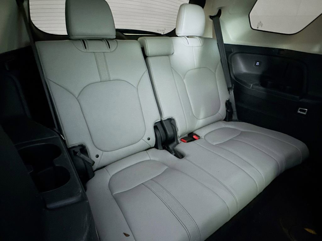 Used 2023 Honda Pilot EX-L image 37