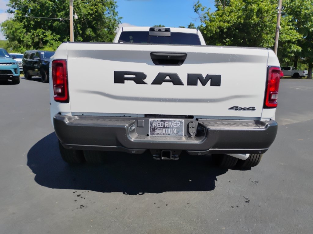 New 2026 RAM 3500 Tradesman AWD/4WD image 6