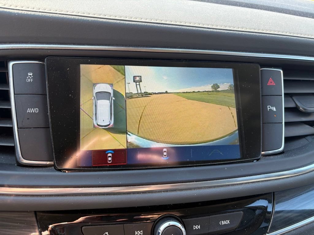 Used 2019 Buick Enclave Essence AWD/4WD image 23