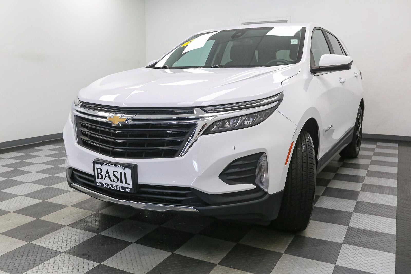 Used 2022 Chevrolet Equinox LT AWD/4WD image 4