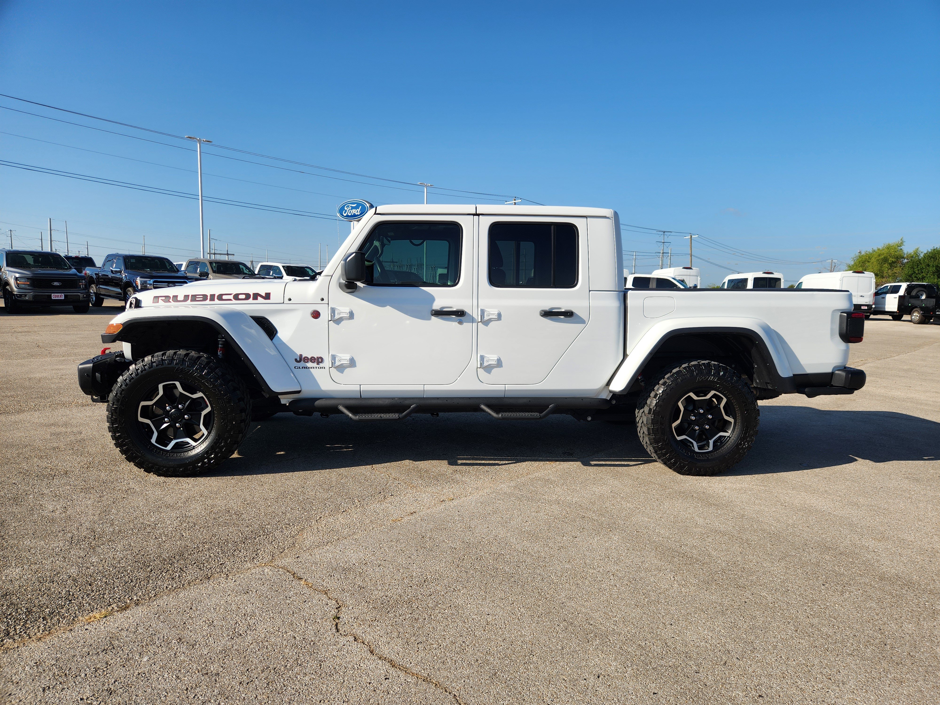 Used 2022 Jeep Gladiator Rubicon w/ LED Lighting Group AWD/4WD image 4