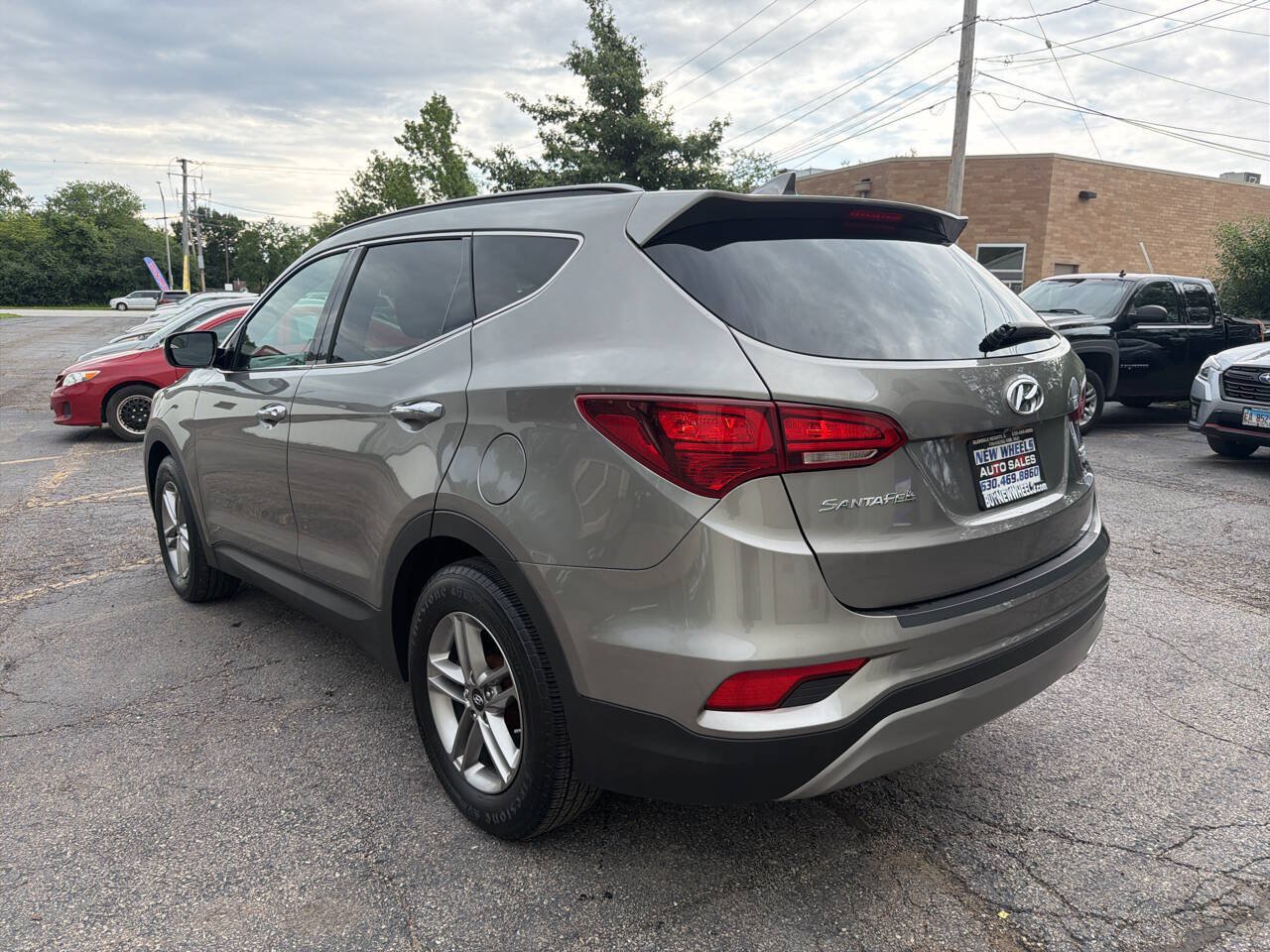 Used 2017 Hyundai Santa Fe Sport AWD/4WD image 4