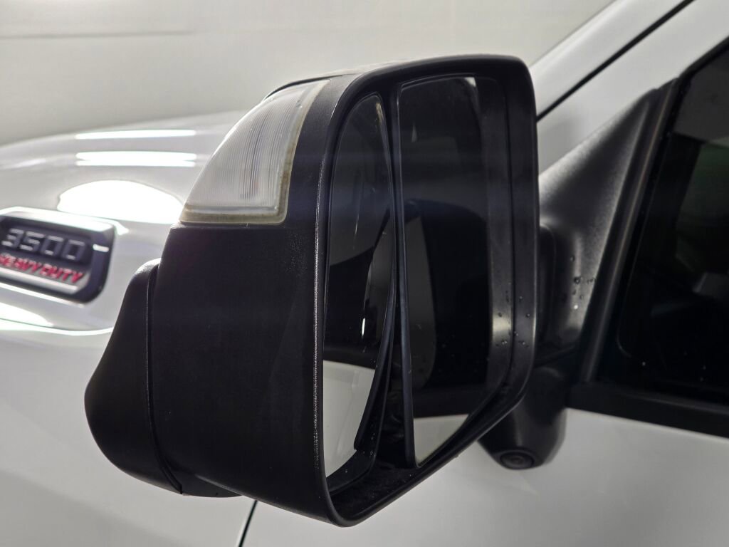 Used 2022 RAM 3500 Limited image 15