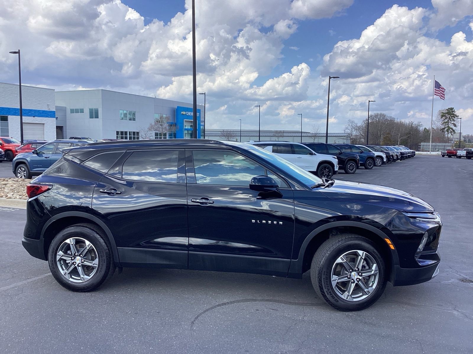 Used 2024 Chevrolet Blazer LT w/ Convenience Package image 5