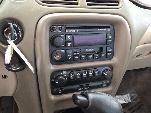 Used 1998 Oldsmobile Intrigue FWD image 18