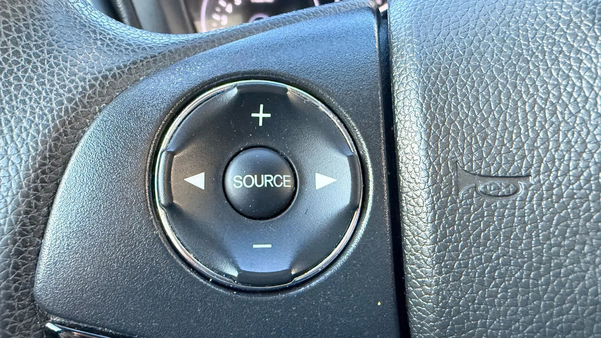 Used 2022 Honda HR-V LX image 19