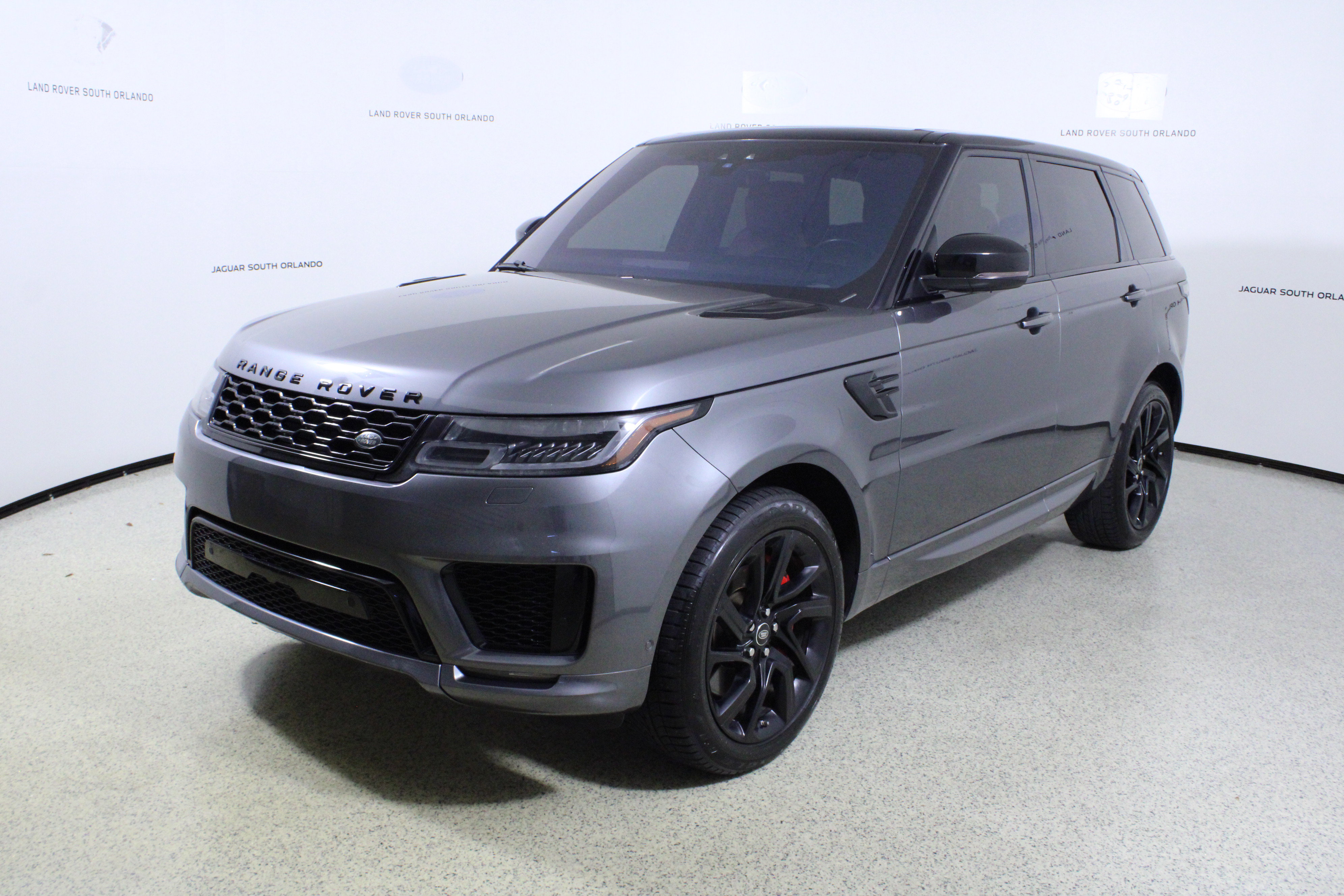 Used 2018 Land Rover Range Rover Sport HSE Dynamic image 4