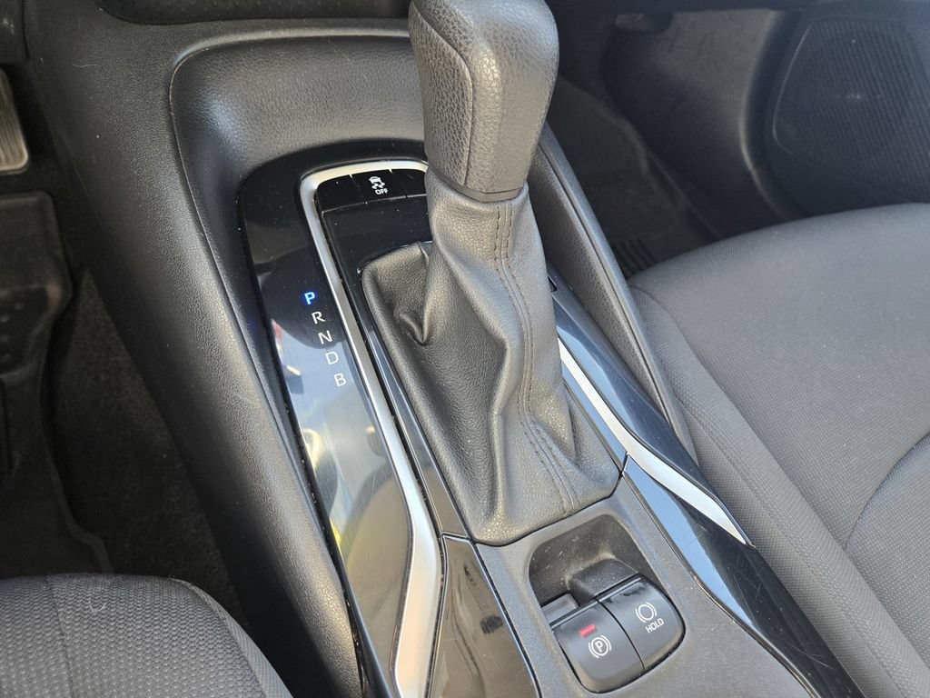 Used 2022 Toyota Corolla LE FWD image 18