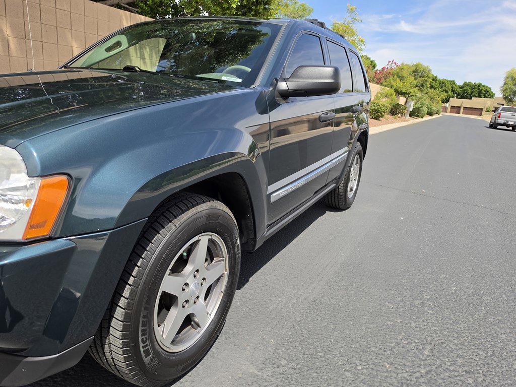 Used 2005 Jeep Grand Cherokee Laredo RWD image 17