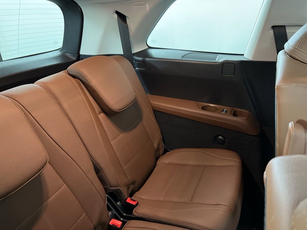 Certified 2024 Mercedes-Benz GLS 450 4MATIC image 18