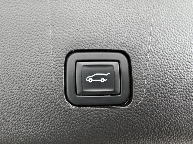 Certified 2021 Chevrolet Traverse Premier w/ Redline Edition image 45