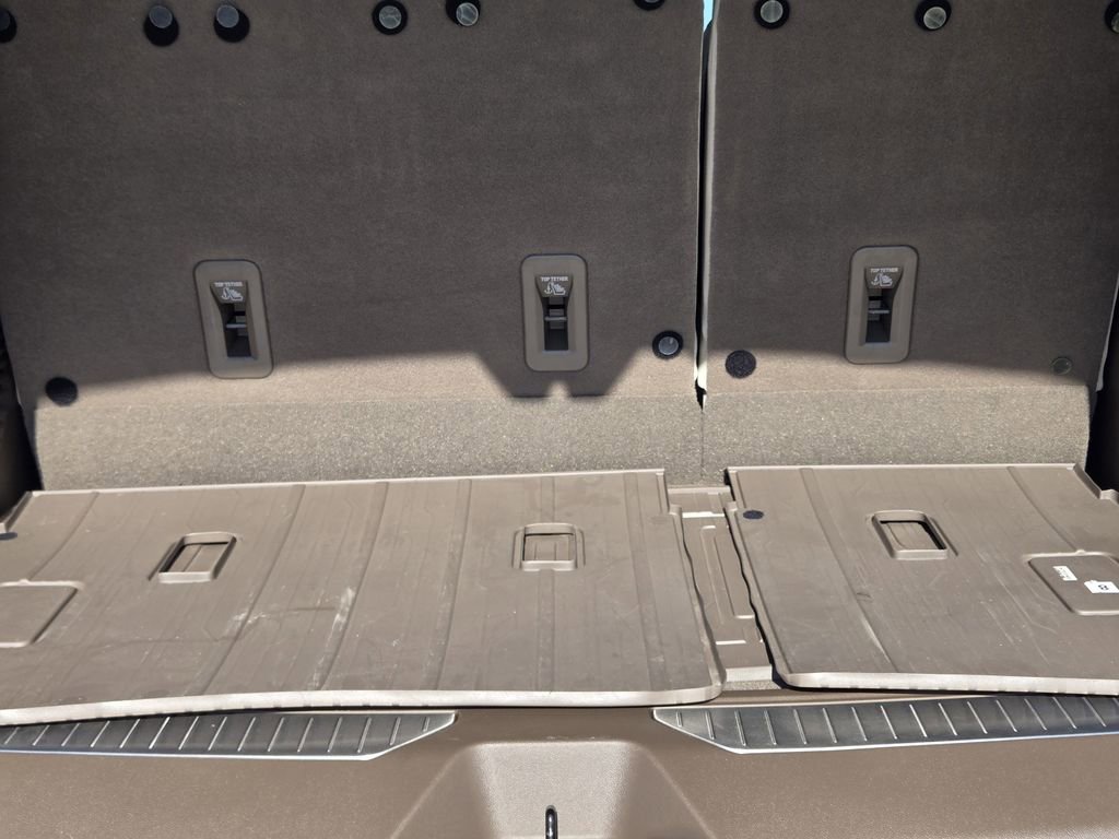 Used 2023 GMC Yukon Denali w/ LPO, Floor Liner Package image 38