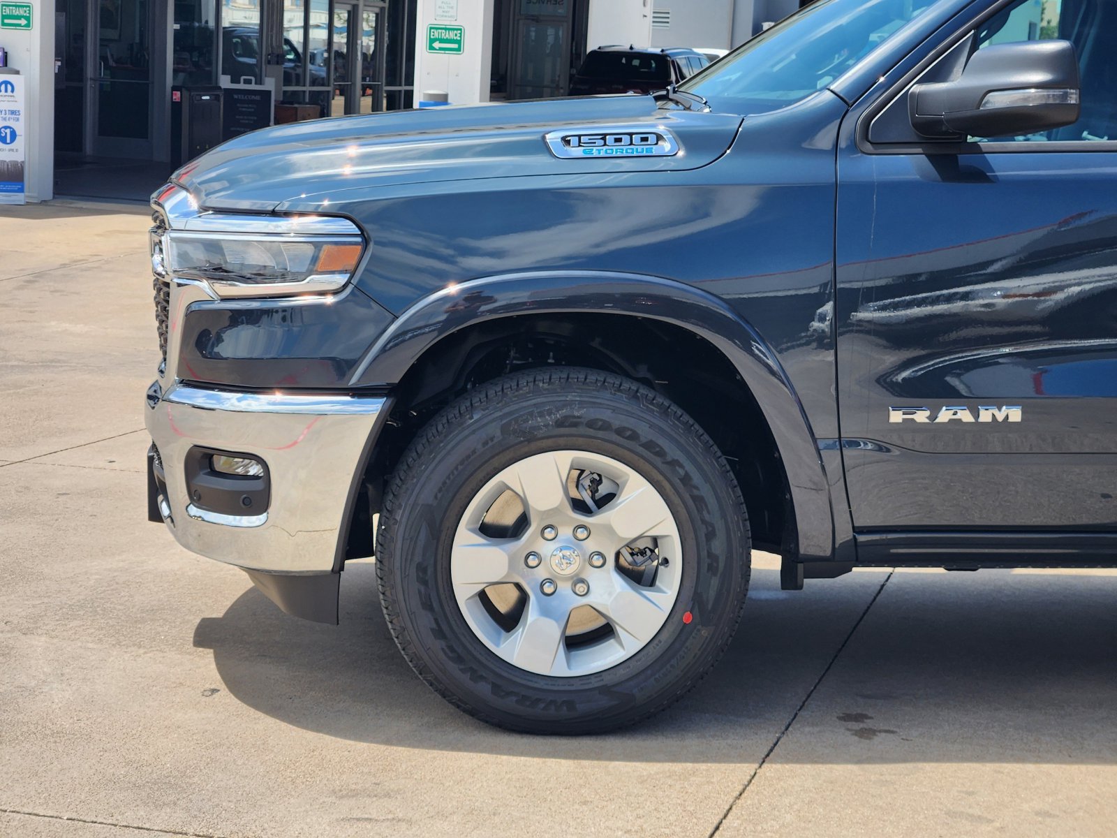New 2026 RAM 1500 Lone Star AWD/4WD image 10
