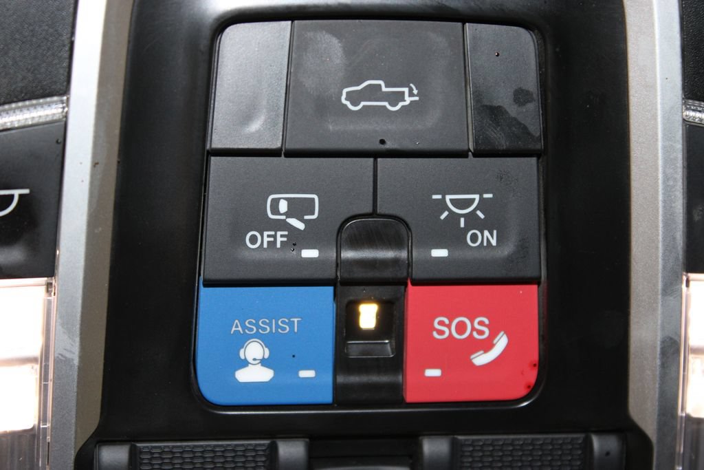Used 2023 RAM 3500 Laramie AWD/4WD image 54