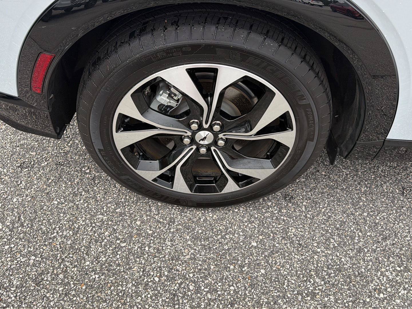 Used 2021 Ford Mustang Mach-E Premium RWD image 39