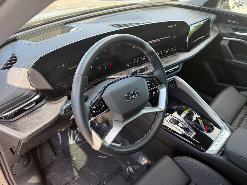Used 2025 Audi Q5 Premium Plus AWD/4WD image 11