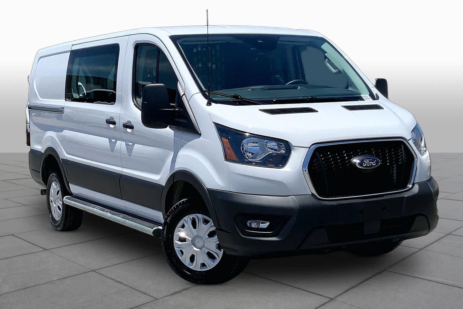 Certified 2025 Ford Transit 250 Low Roof w/ Exterior Upgrade Package RWD image 3