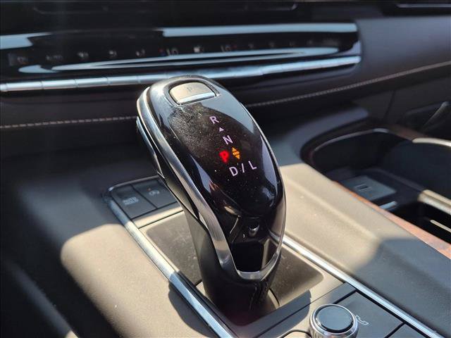 Used 2023 Cadillac Escalade ESV Sport Platinum AWD/4WD image 8