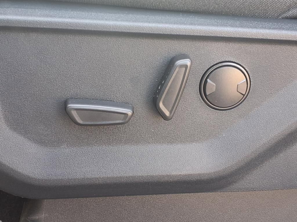 New 2024 Ford F150 XLT w/ Equipment Group 302A MID image 18