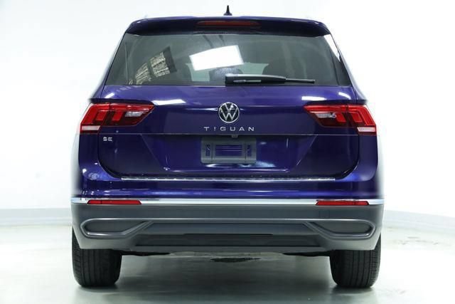 Certified 2023 Volkswagen Tiguan SE FWD image 6