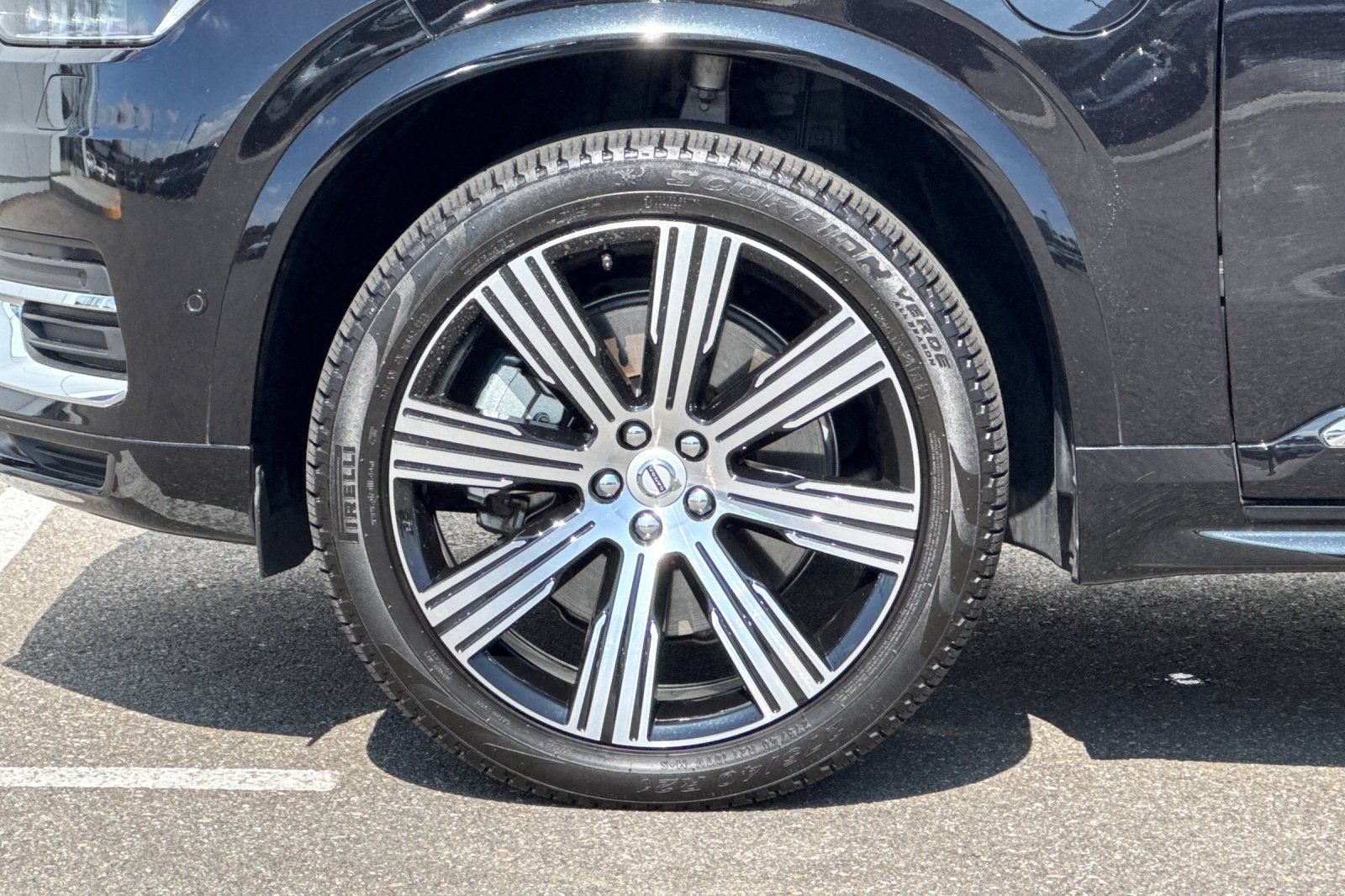 Used 2024 Volvo XC90 T8 Plus AWD/4WD image 34