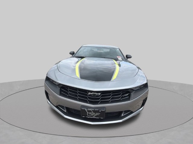 Used 2023 Chevrolet Camaro LT RWD image 9