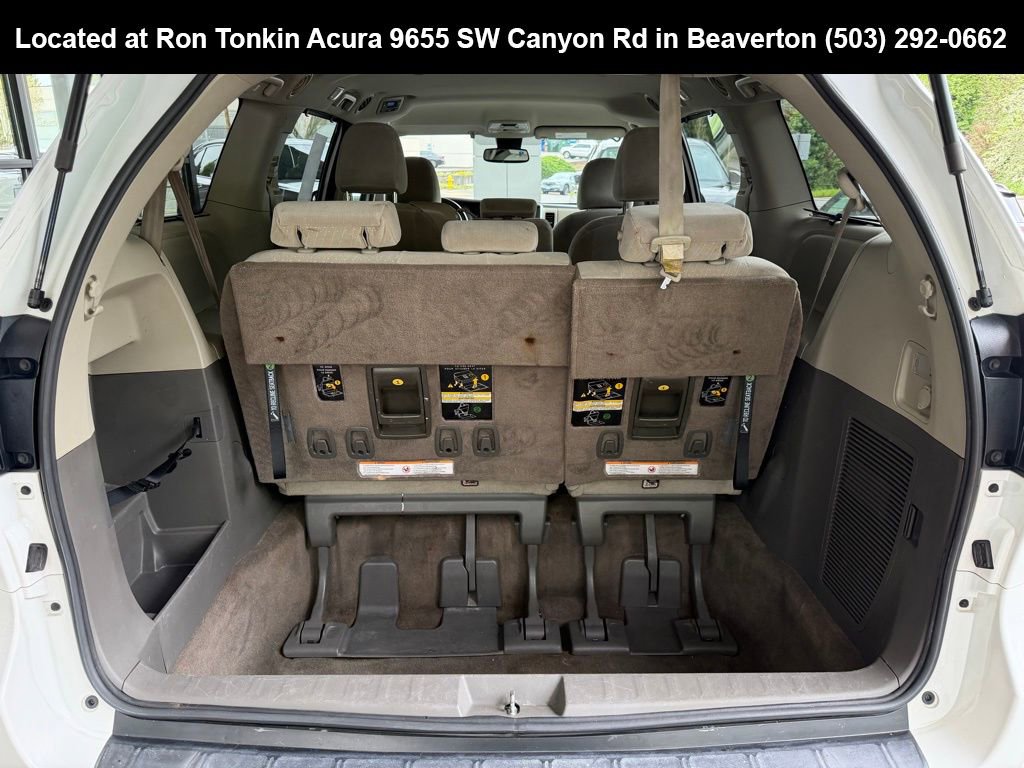 Used 2018 Toyota Sienna LE FWD image 10