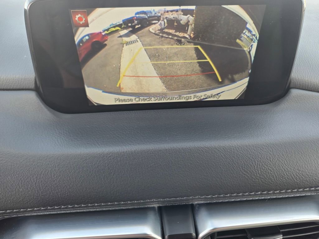 Used 2018 MAZDA CX-5 Touring w/ Preferred Equipment Package image 17