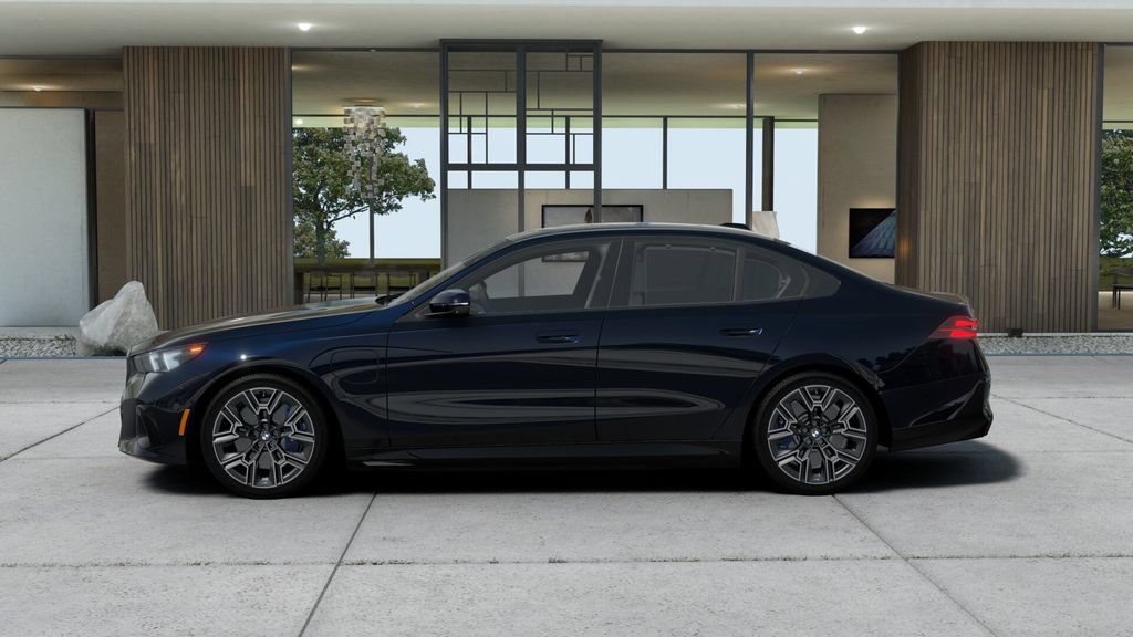 New 2027 BMW 550e xDrive AWD/4WD image 4